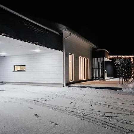 Apartment Arctic Poeykkoelae 10-person House