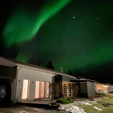شقة Arctic Poeykkoelae 10-person House روفانييمي